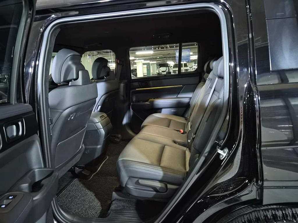 HYUNDAI Santa Fe - Vista 9