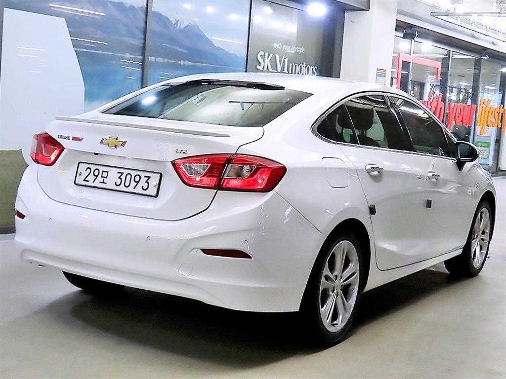 Chevrolet Cruise - Vista 6