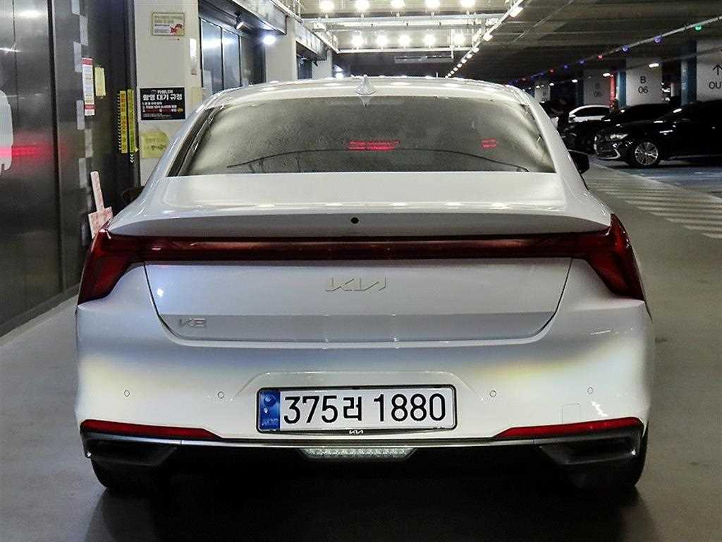 KIA K8 - Vista 5