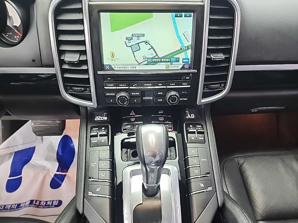 Porsche Cayenne - Vista 10
