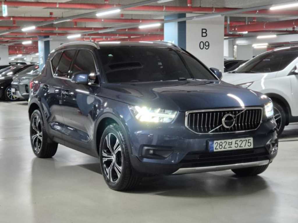 Volvo XC40 - Vista 2