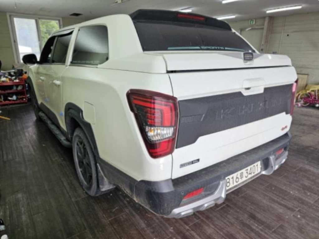 Ssangyong Rexton - Vista 5