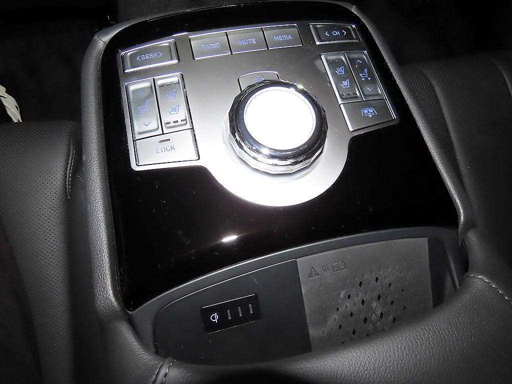 Genesis G80 2026 Negro - Importación desde Corea - HF Imports Iquique - Foto 15