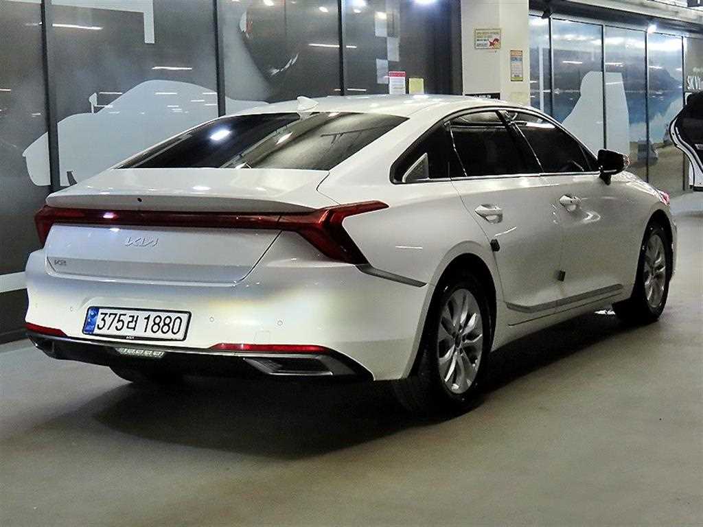 KIA K8 - Vista 4