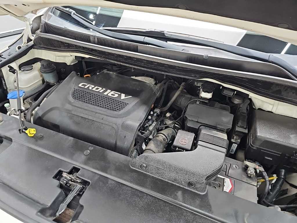 KIA Carnival - Vista 7