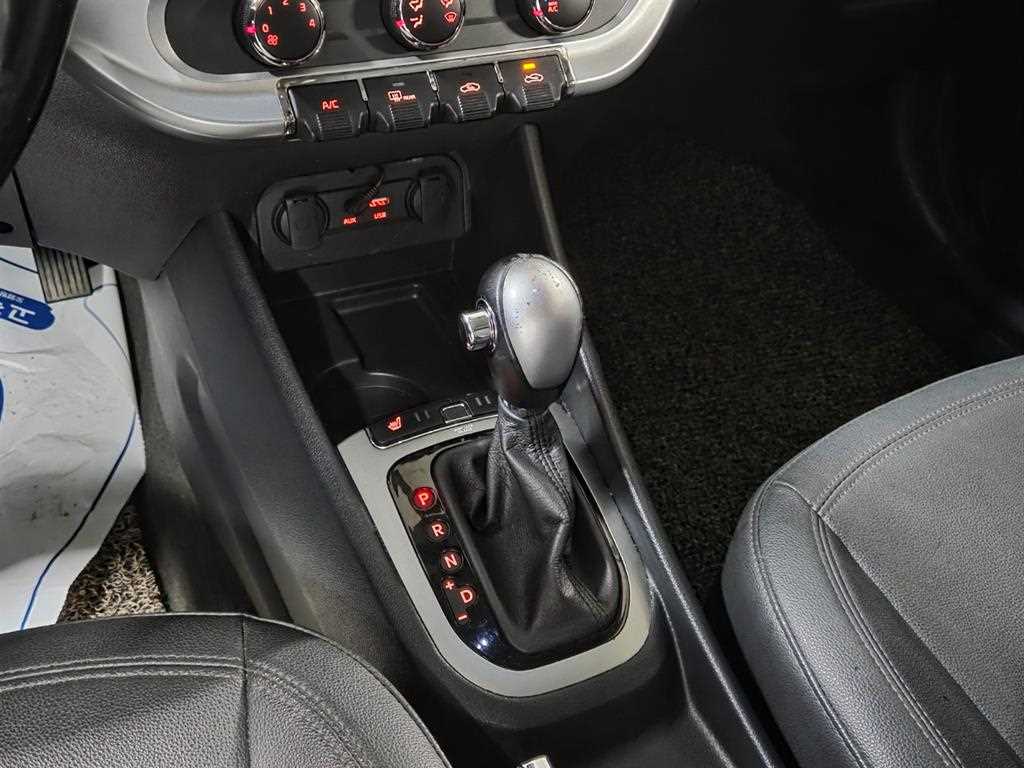 KIA Pride - Vista 9