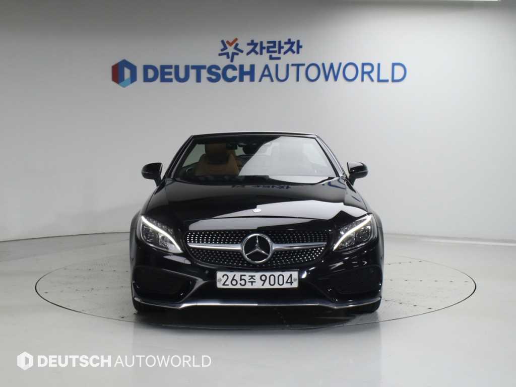 Mercedes Benz C Class - Vista 3