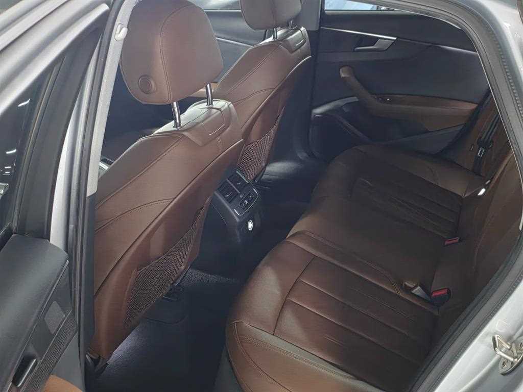 Audi A4 - Vista 10