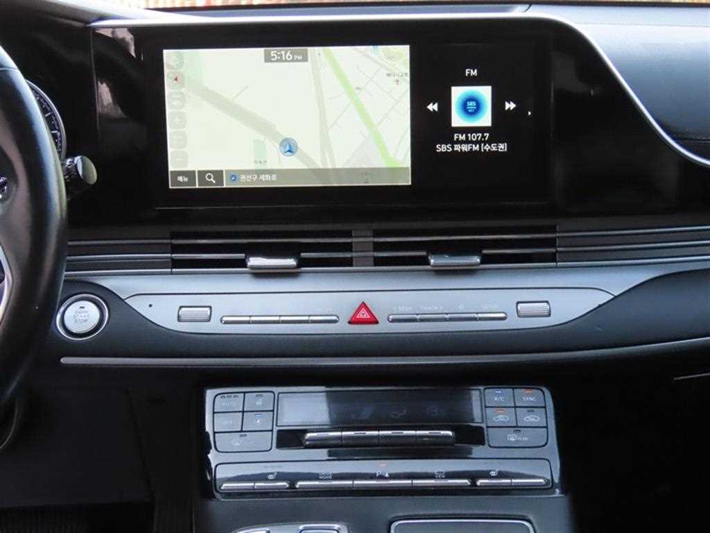 HYUNDAI Grandeur - Vista 10