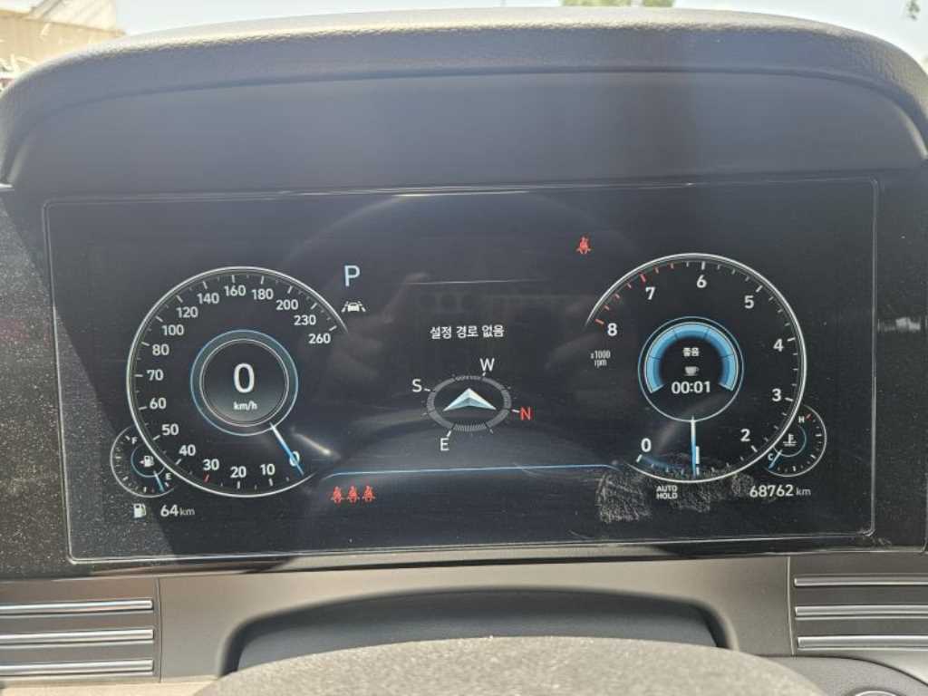 HYUNDAI Grandeur - Vista 5
