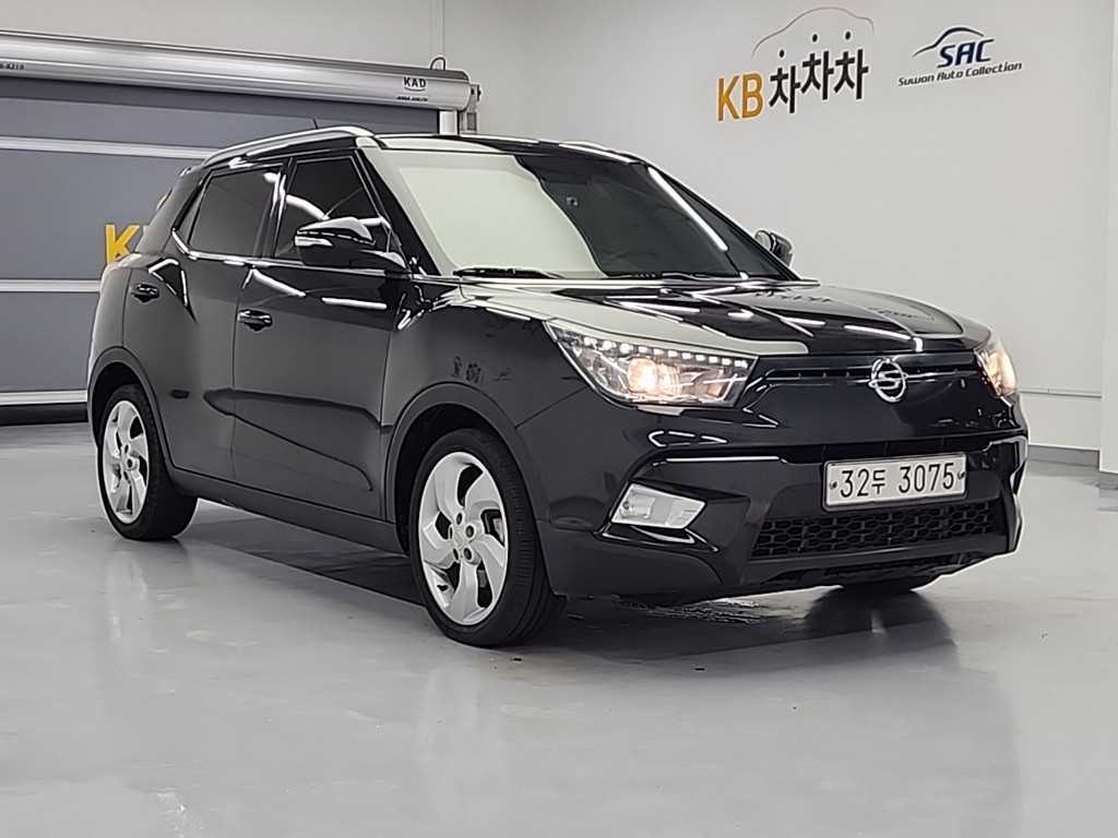 Ssangyong Tivoli - Vista 6