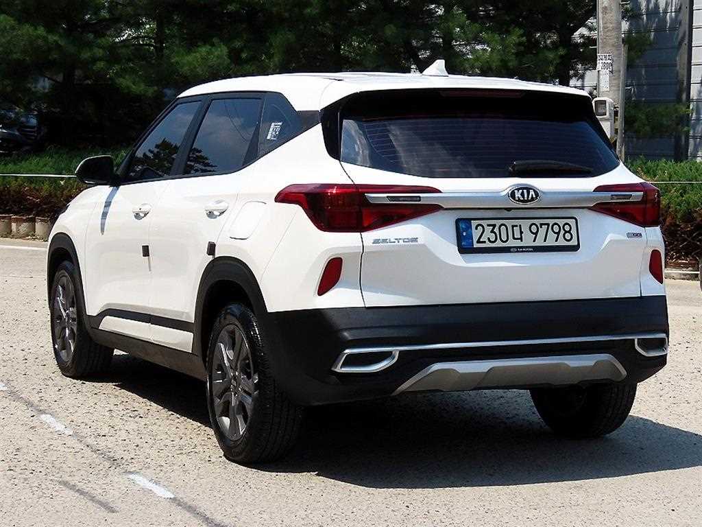 KIA Seltos - Vista 3
