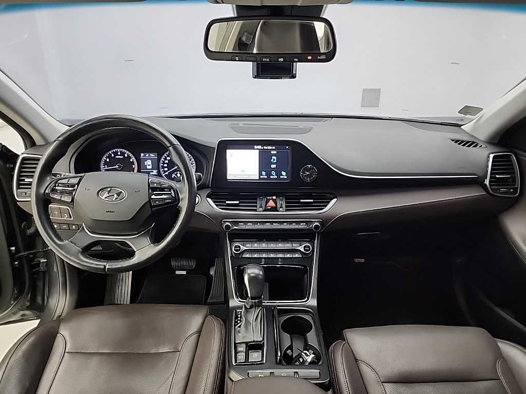 HYUNDAI Grandeur - Vista 7
