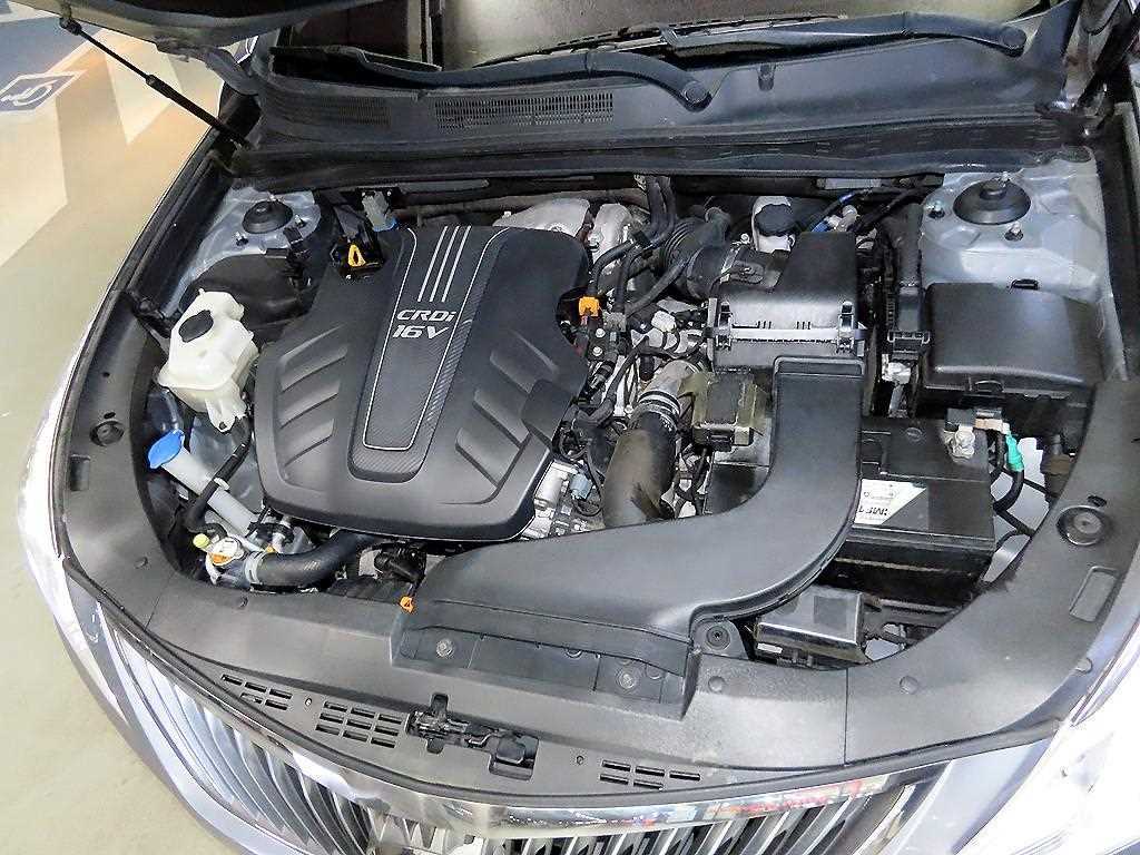 HYUNDAI Grandeur 2017 Gris - Importación desde Corea - HF Imports Iquique - Foto 18