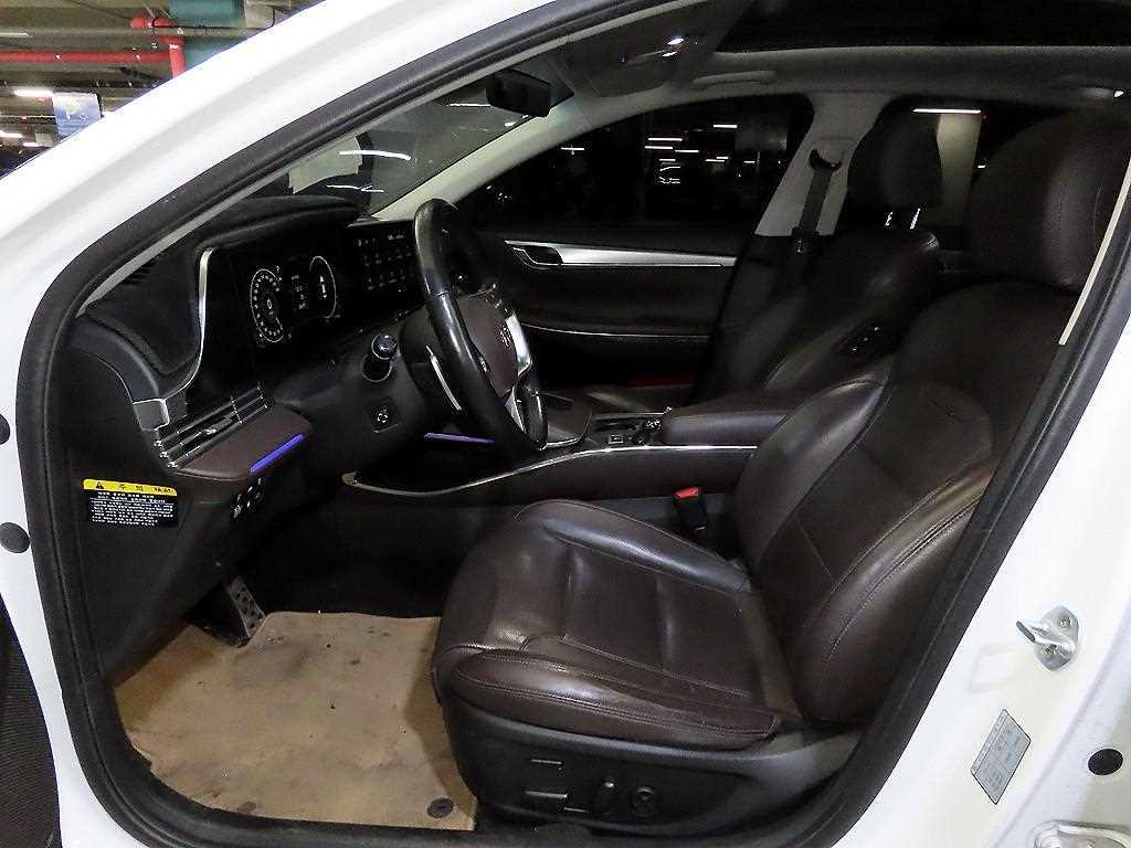 HYUNDAI Grandeur - Vista 6