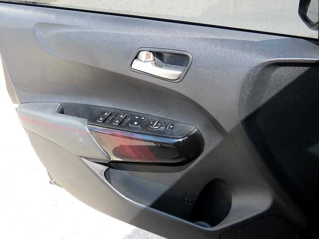 KIA Morning - Vista 11