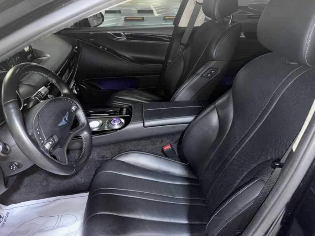 Genesis G80 - Vista 6