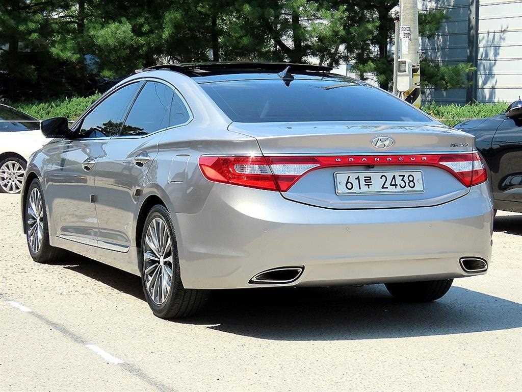 HYUNDAI Grandeur - Vista 2