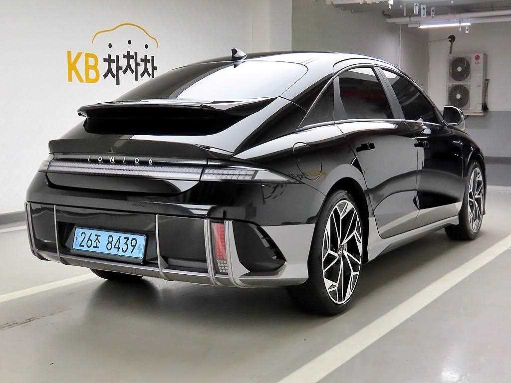 HYUNDAI Ioniq 6 - Vista 6