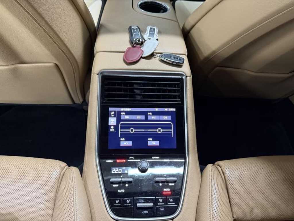 Porsche Panamera 2018 - Importación desde Corea - HF Imports Iquique - Foto 19