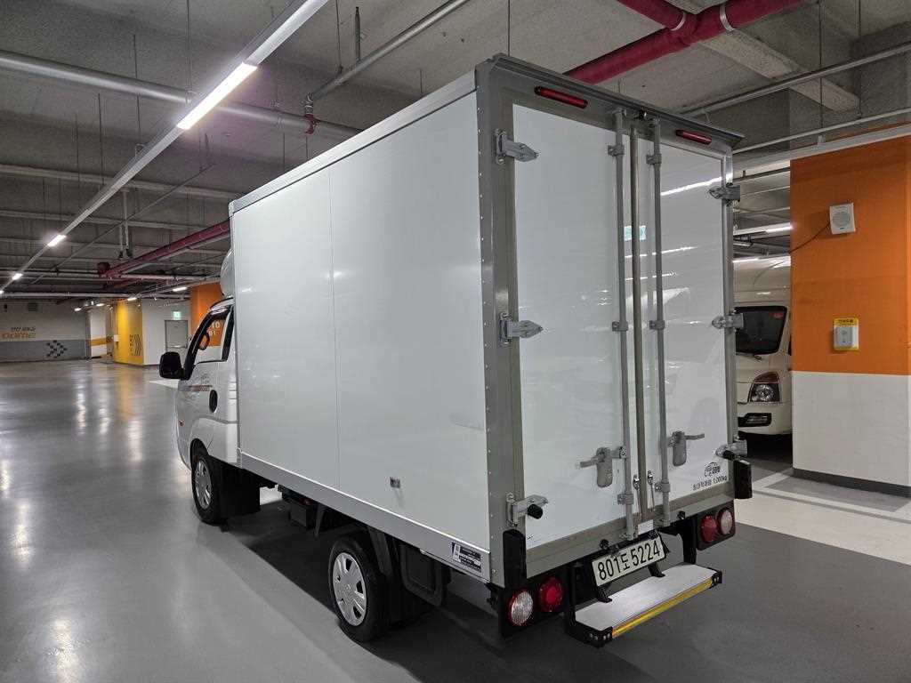 Small Truck Normal Box(High Deck) - Vista 7
