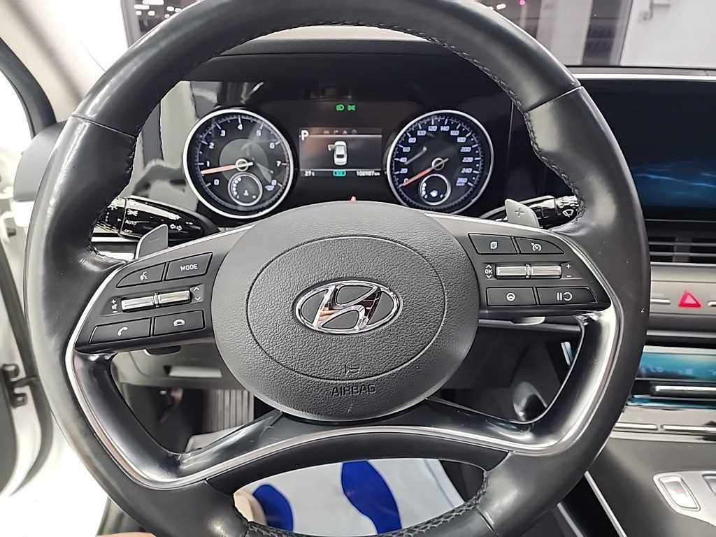 HYUNDAI Grandeur - Vista 9