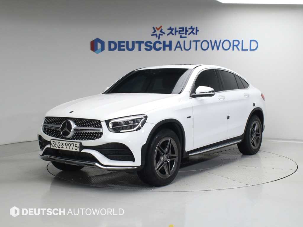 Mercedes Benz GLC Class 2020 Blanco - Importación desde Corea - HF Imports Iquique - Foto 1