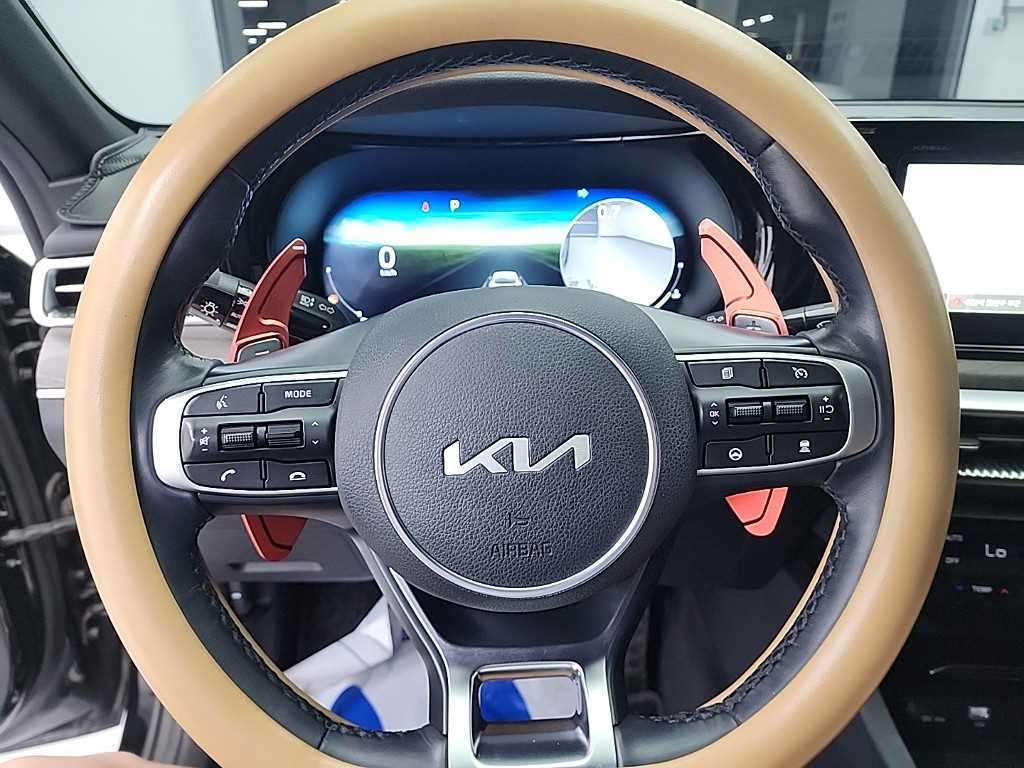 KIA K5 - Vista 9