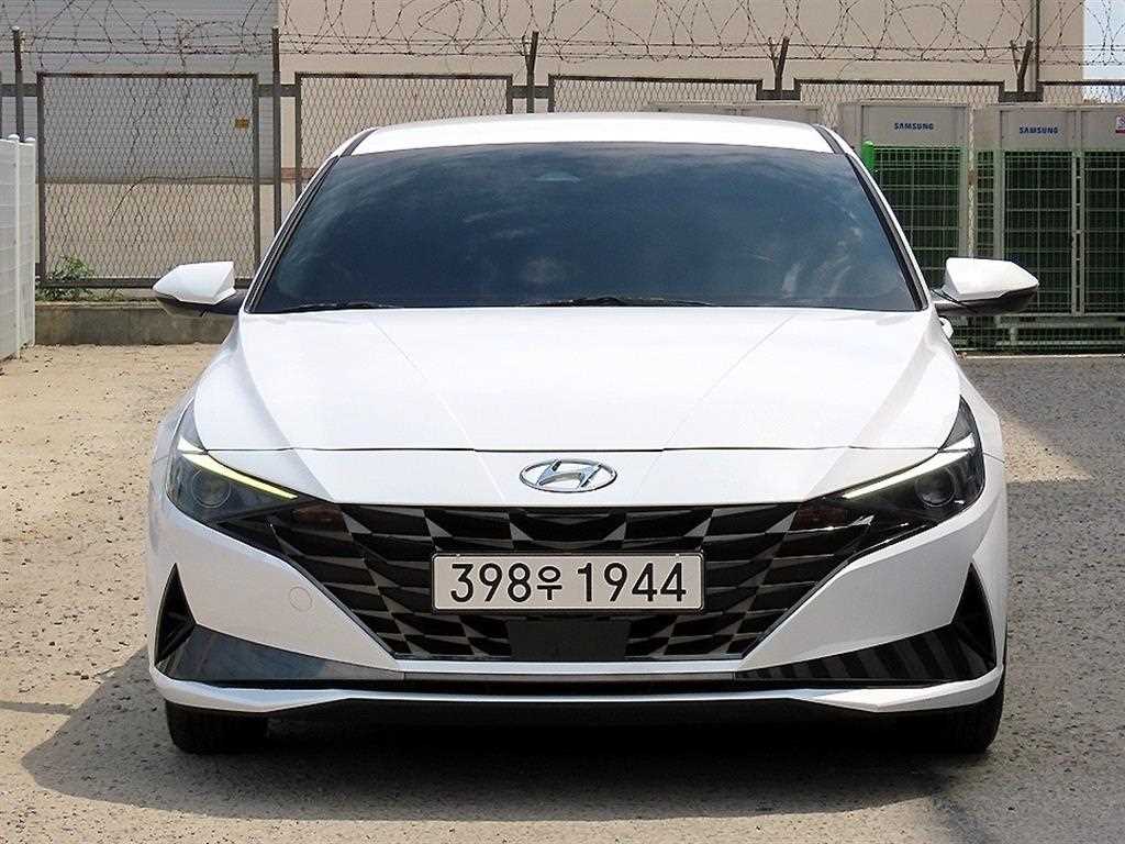 HYUNDAI Avante 2022 - Importación desde Corea - HF Imports Iquique - Foto 1