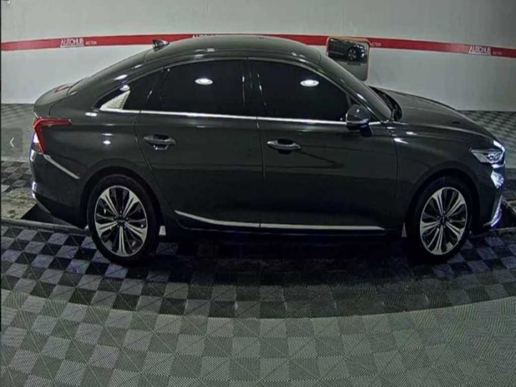 KIA K8 - Vista 2