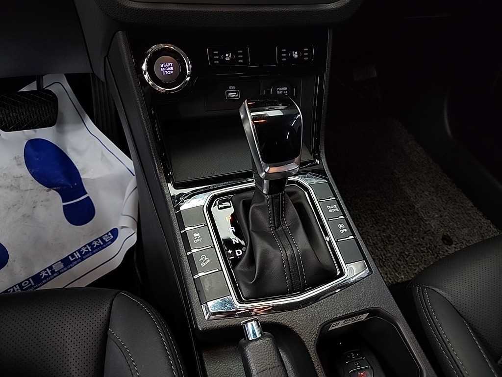 Ssangyong Korando - Vista 8