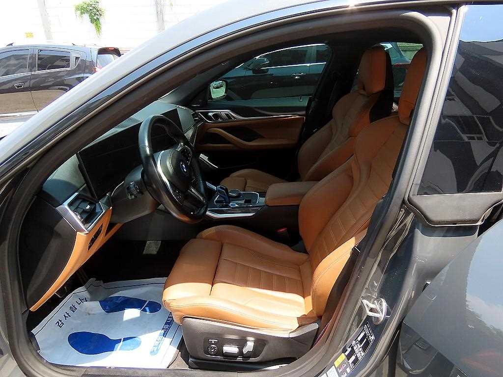 BMW i4 - Vista 6
