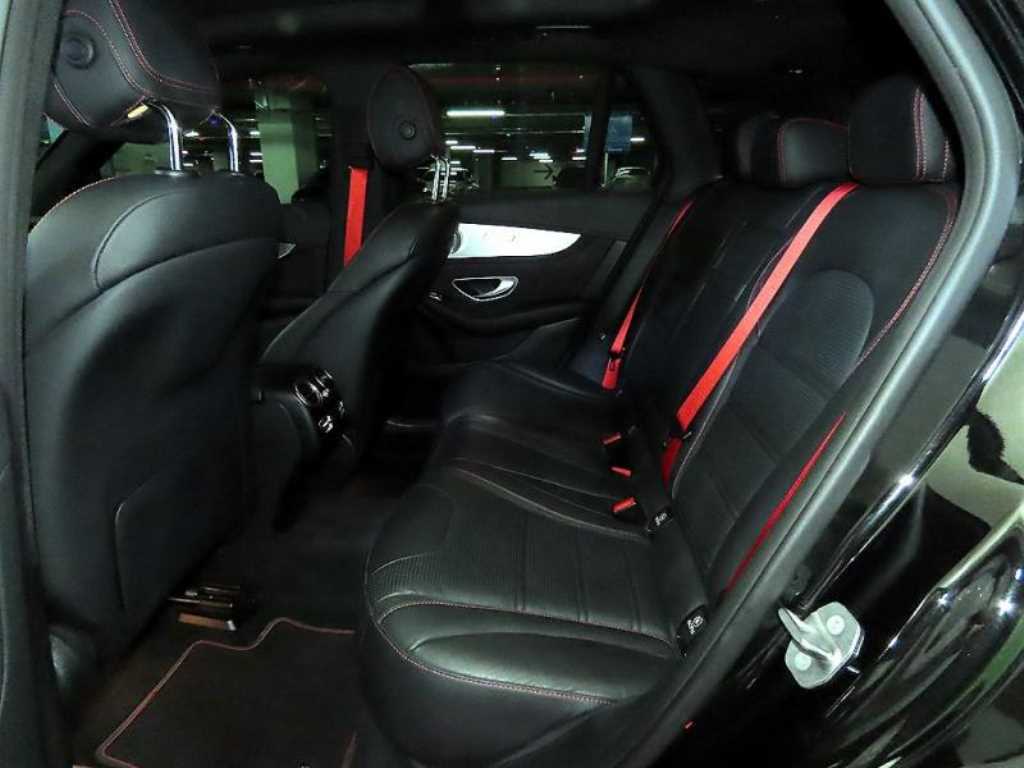 Mercedes Benz GLC Class - Vista 7