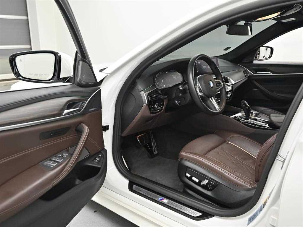 BMW 5 Series - Vista 11