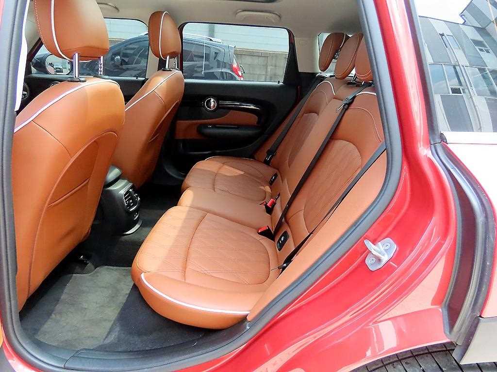 Mini Clubman - Vista 6