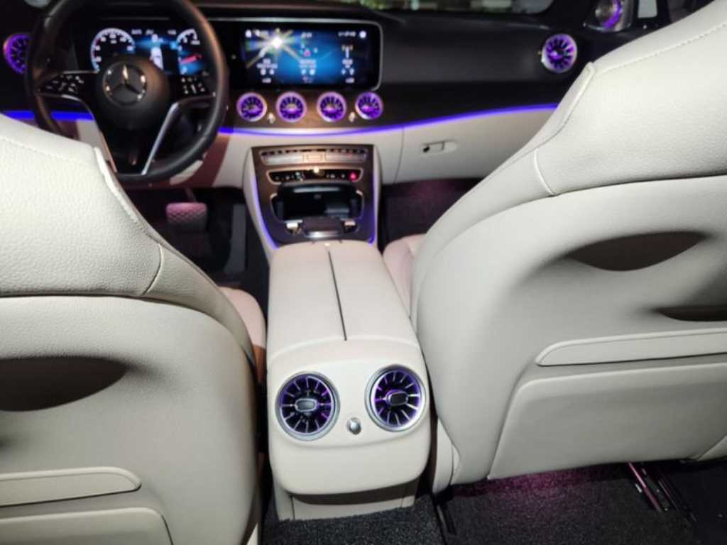 Mercedes Benz E class - Vista 11