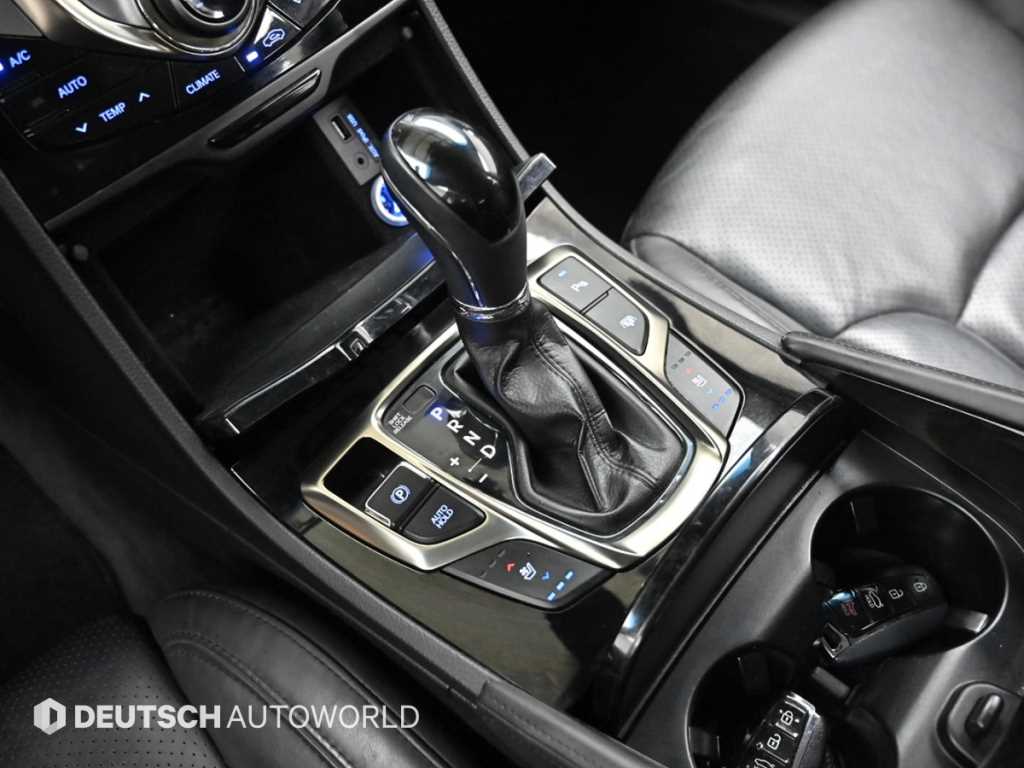 HYUNDAI Grandeur - Vista 11