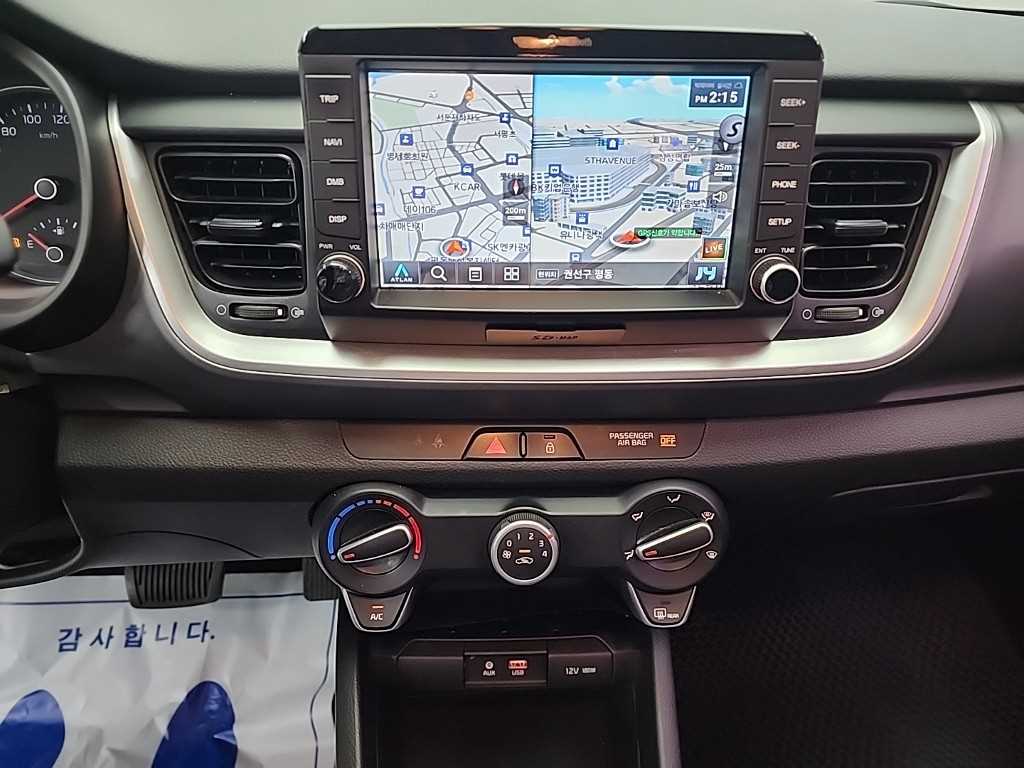 KIA Stonic - Vista 10
