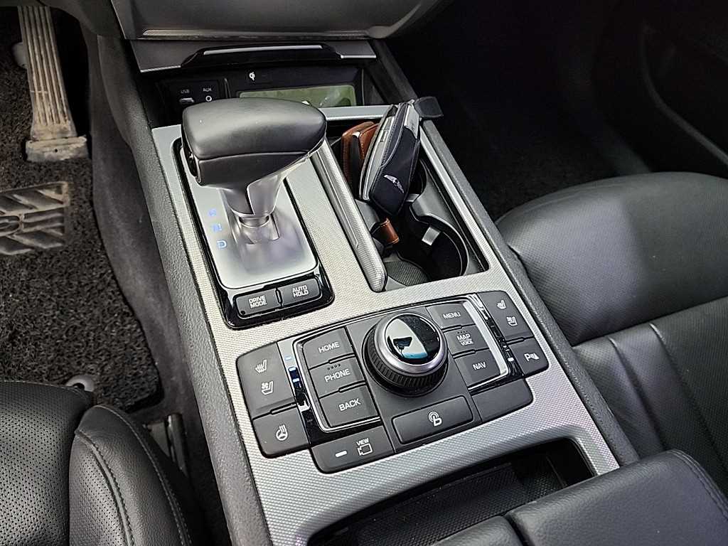 Genesis G80 - Vista 8