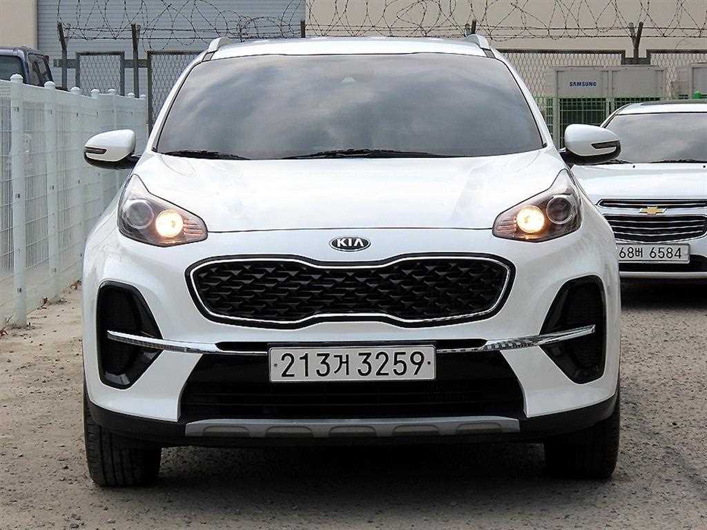 KIA Sportage 2022 Blanco - Importación desde Corea - HF Imports Iquique - Foto 1