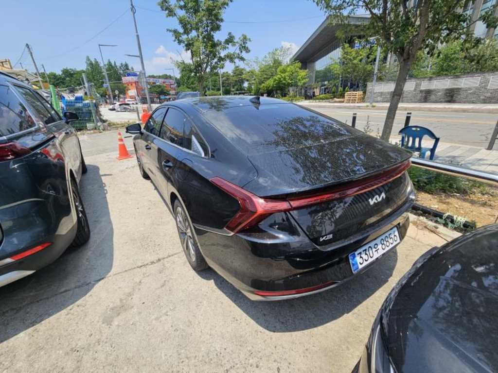 KIA K8 - Vista 4