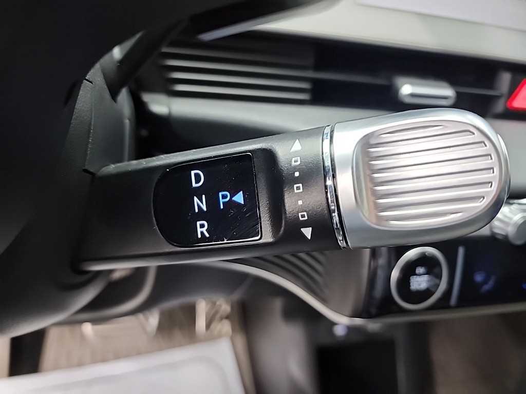 HYUNDAI Ioniq 5 - Vista 8