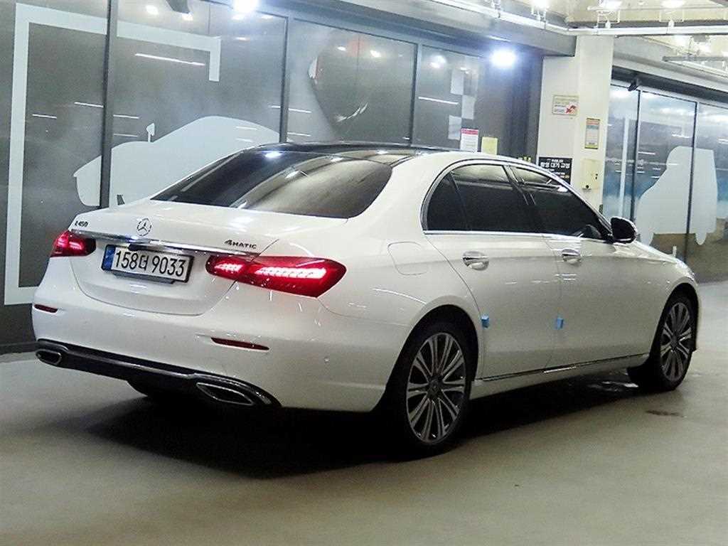 Mercedes Benz E class - Vista 6