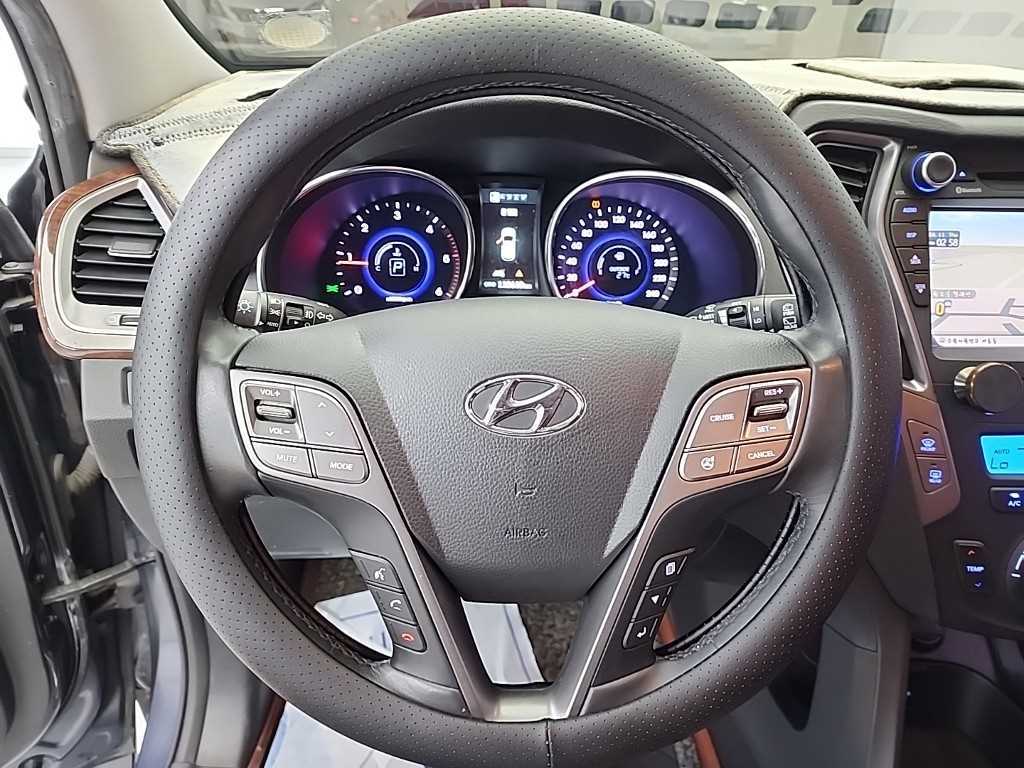 HYUNDAI Santa Fe - Vista 11