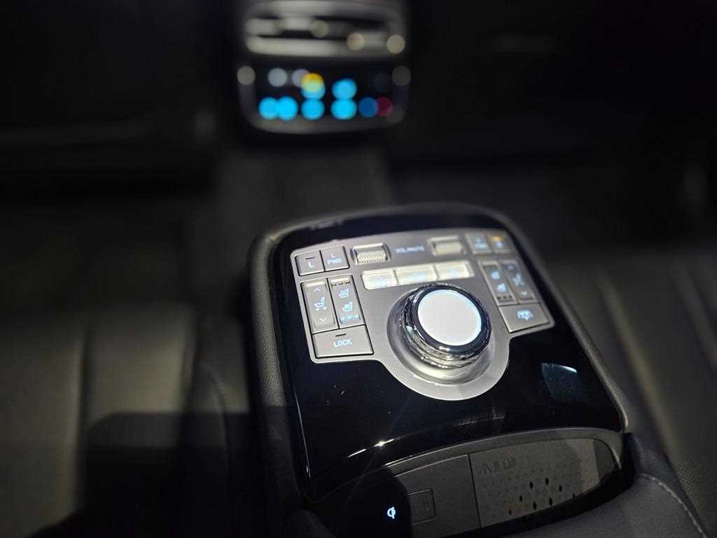 Genesis G80 2025 Negro - Importación desde Corea - HF Imports Iquique - Foto 14