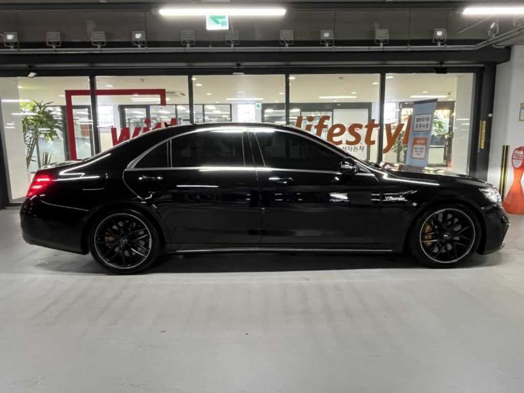 Mercedes Benz S Class - Vista 3