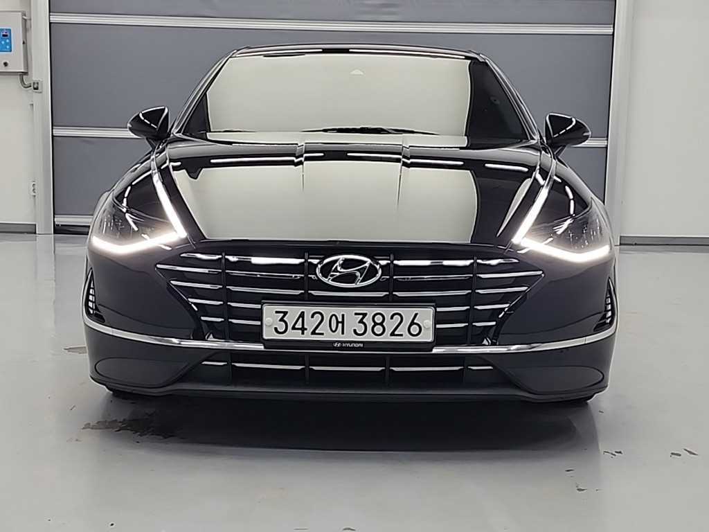 HYUNDAI Sonata - Vista 2