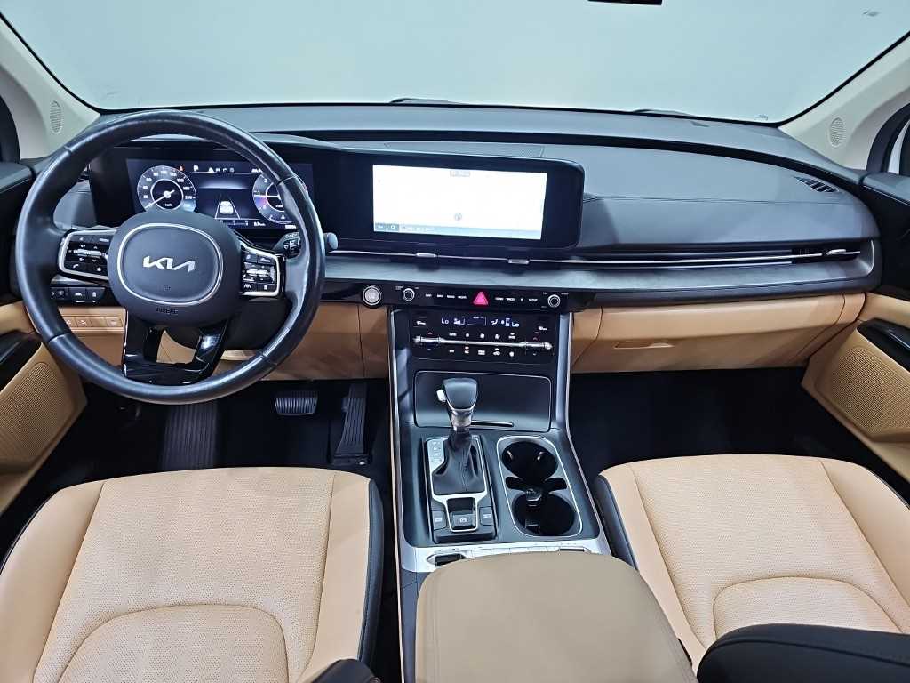 KIA Carnival - Vista 7