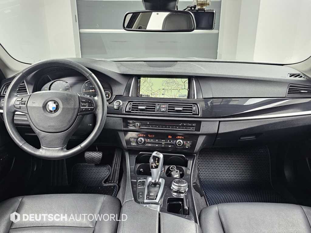 BMW 5 Series - Vista 7