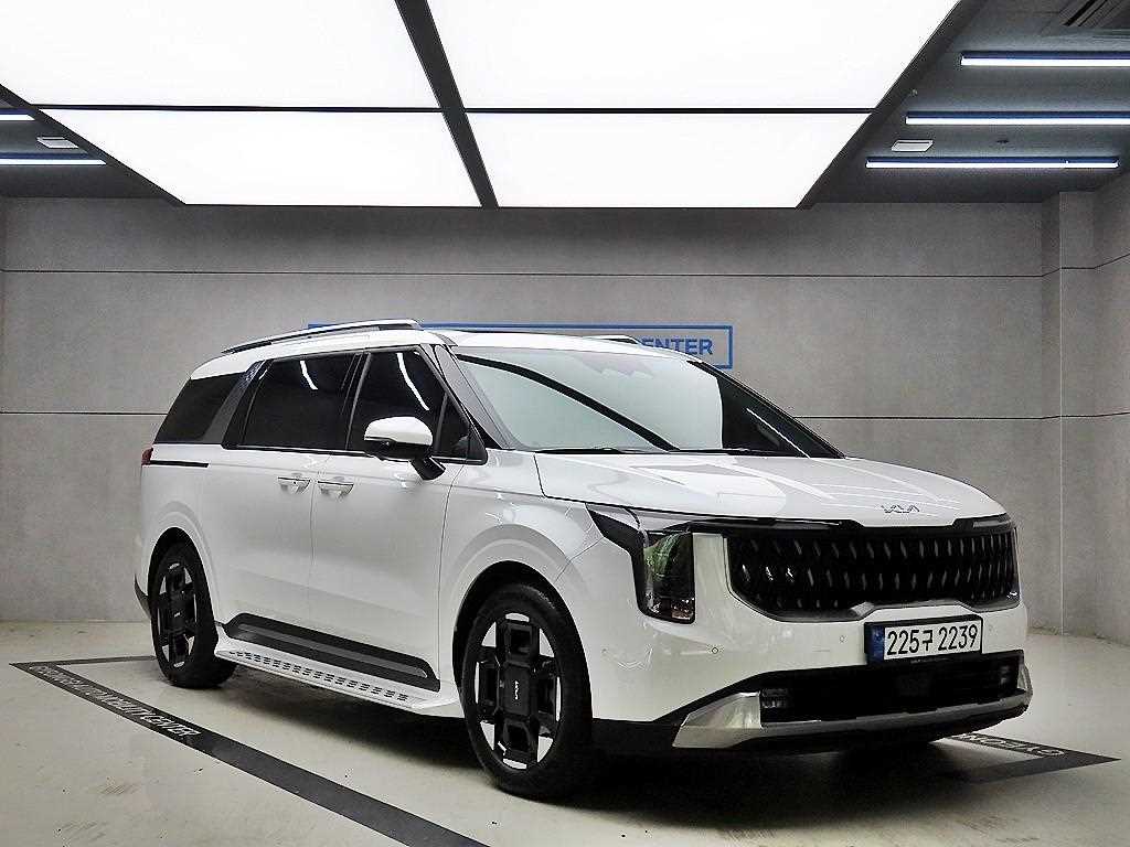 KIA Carnival 2024 Blanco - Importación desde Corea - HF Imports Iquique - Foto 1